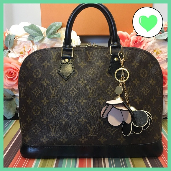 Louis Vuitton Handbags - 💯%Authentic Louis Vuitton Alma Pm